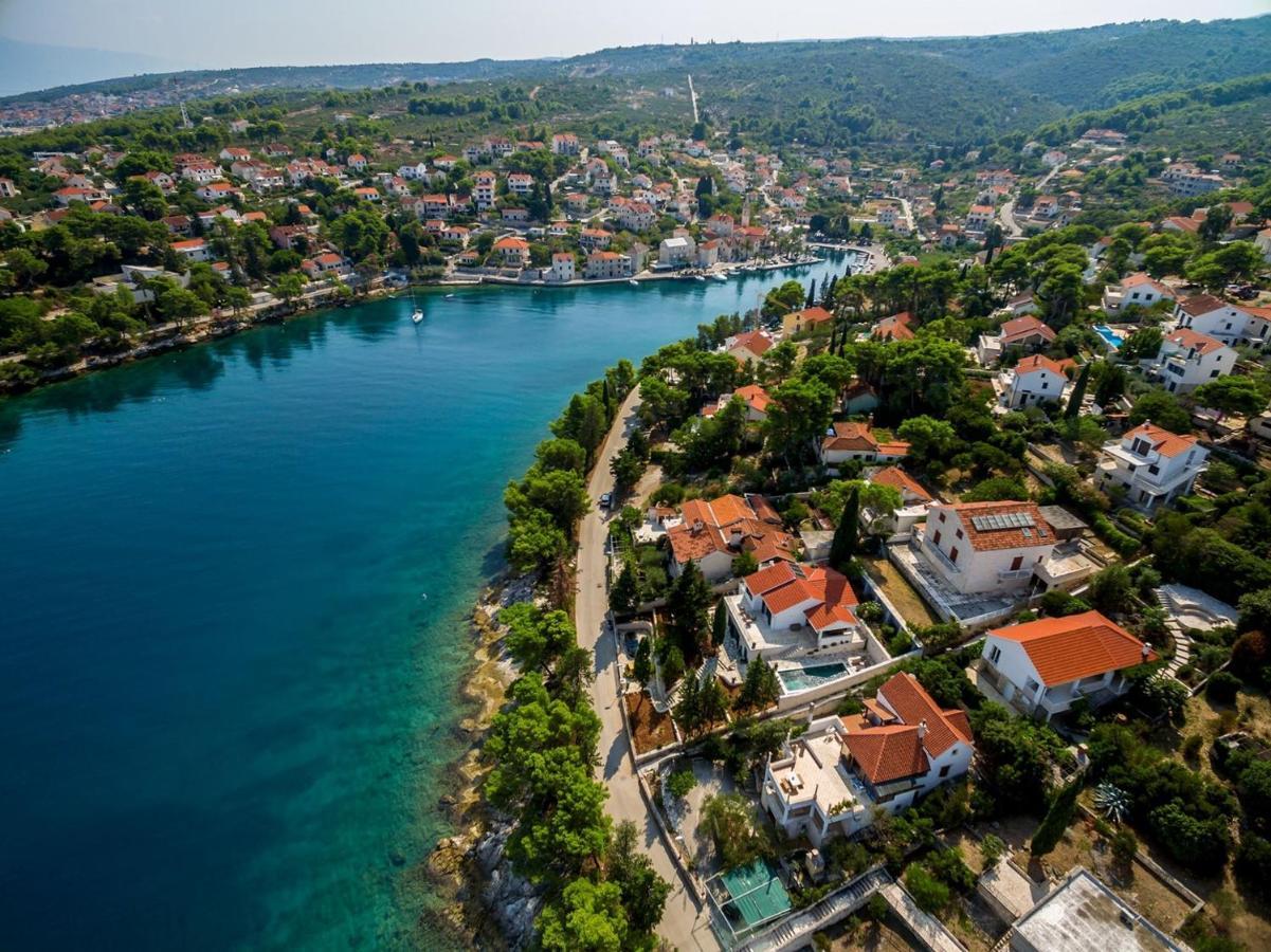 Luxury Villa Dream And Live With Pool By The Beach Splitska Zewnętrze zdjęcie
